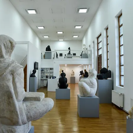 Iskra Apartman